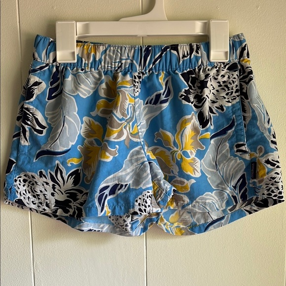 Patagonia Yellow Barely Baggies Manoa Skipper Blue Beach Athletic Shorts Sz XS - Picture 2 of 7